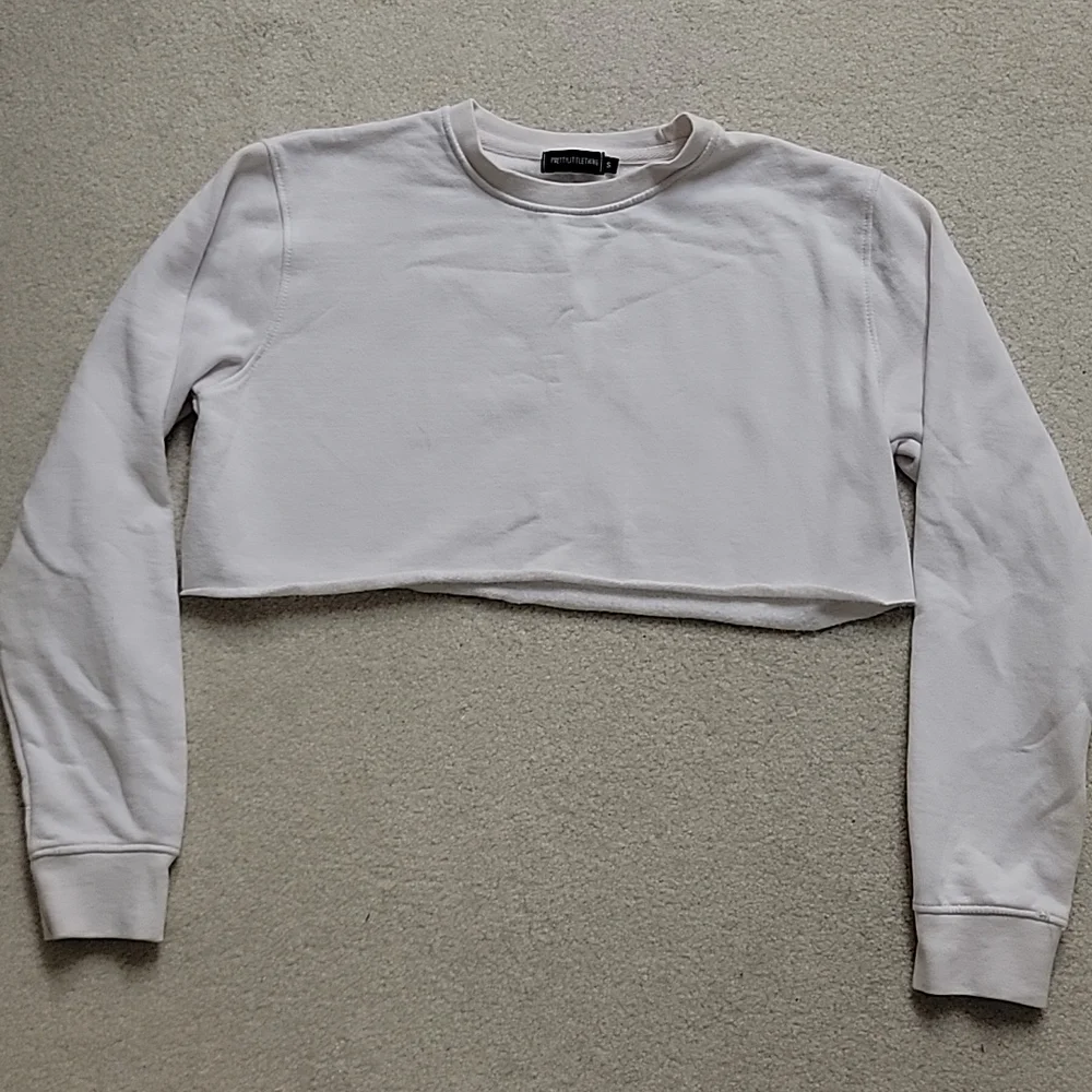 Prettylittlething Cropped Sweatshirt - Picture 1 of 4